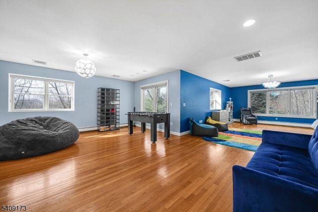 72 Stony Brook Rd, Montville Twp., NJ 07045