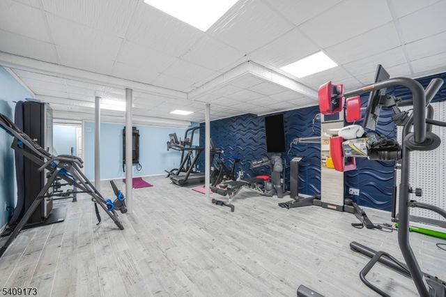 72 Stony Brook Rd, Montville Twp., NJ 07045