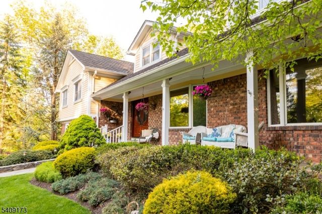 72 Stony Brook Rd, Montville Twp., NJ 07045