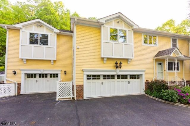 72 Stony Brook Rd, Montville Twp., NJ 07045