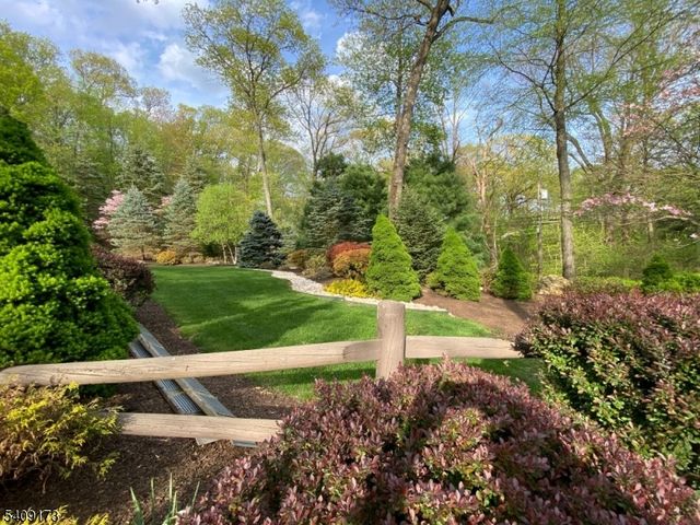 72 Stony Brook Rd, Montville Twp., NJ 07045