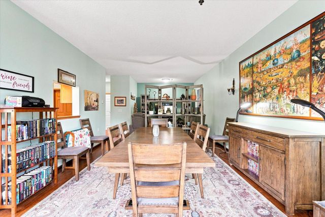 15001 Burnhaven Drive 207, Burnsville, MN 55306