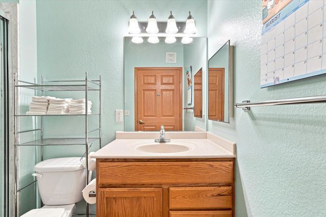 15001 Burnhaven Drive 207, Burnsville, MN 55306