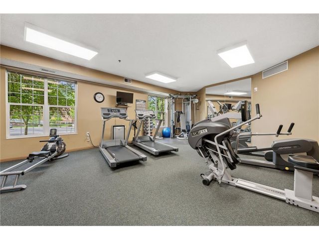 15001 Burnhaven Drive 207, Burnsville, MN 55306