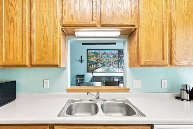 15001 Burnhaven Drive 207, Burnsville, MN 55306