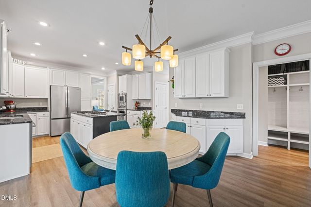 203 Wyndham Drive, Chapel Hill, NC 27516