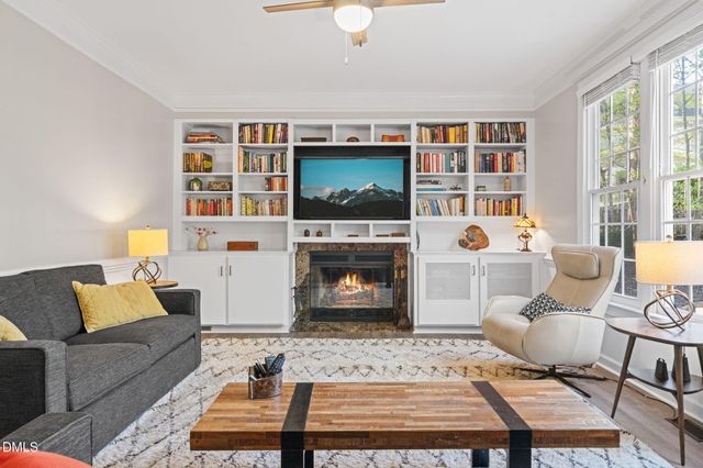 203 Wyndham Drive, Chapel Hill, NC 27516