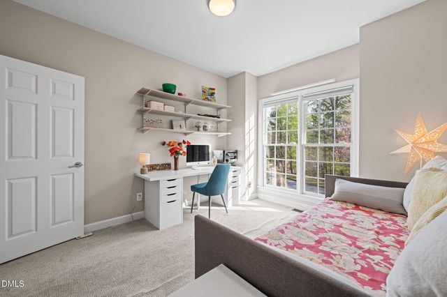 203 Wyndham Drive, Chapel Hill, NC 27516