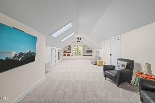 203 Wyndham Drive, Chapel Hill, NC 27516