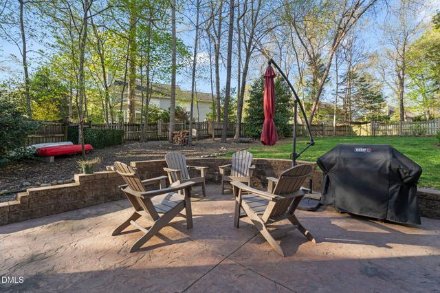 203 Wyndham Drive, Chapel Hill, NC 27516