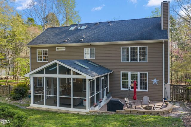 203 Wyndham Drive, Chapel Hill, NC 27516