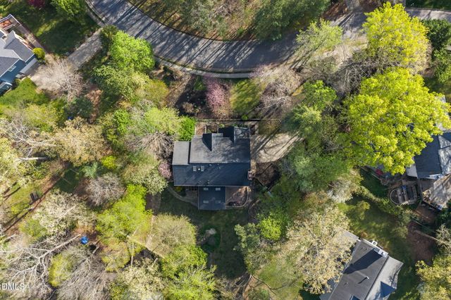 203 Wyndham Drive, Chapel Hill, NC 27516