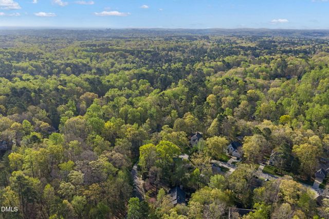 203 Wyndham Drive, Chapel Hill, NC 27516