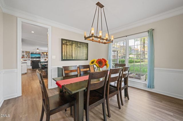 203 Wyndham Drive, Chapel Hill, NC 27516