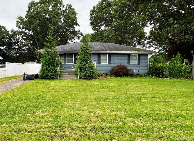 44 Floradora Drive, Mastic, NY 11950