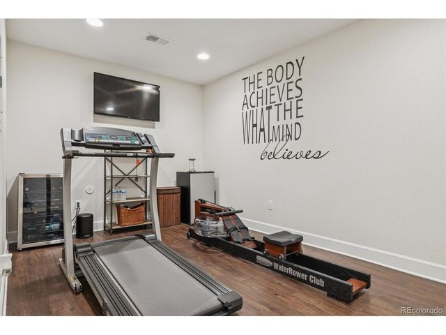 8371 Hackamore Rd, Littleton, CO 80125