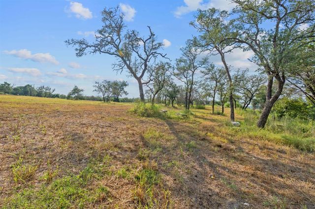 200 Contrails WAY, Spicewood, TX 78669