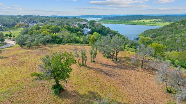 200 Contrails WAY, Spicewood, TX 78669