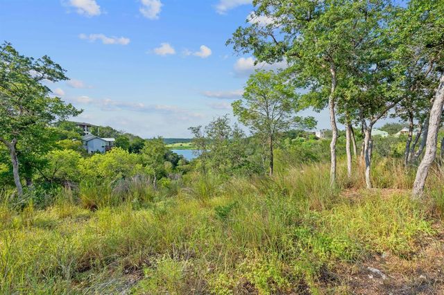 200 Contrails WAY, Spicewood, TX 78669