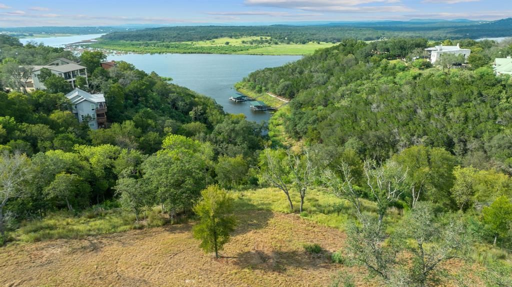 200 Contrails WAY, Spicewood, TX 78669
