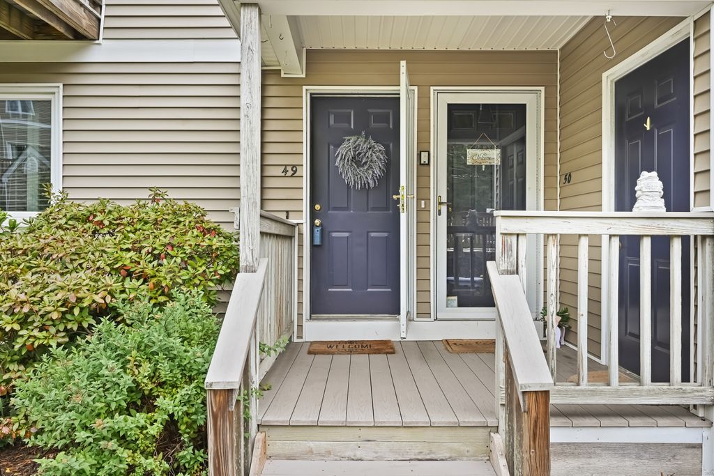 49 Glenrock 49, Norwalk, CT 06850