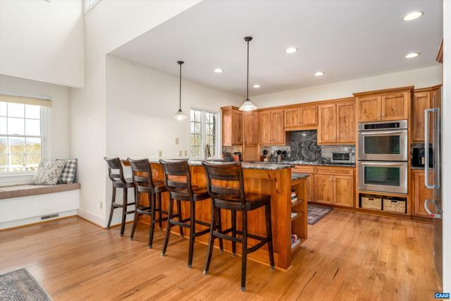 4444 WOODS EDGE RD, Charlottesville, VA 22974