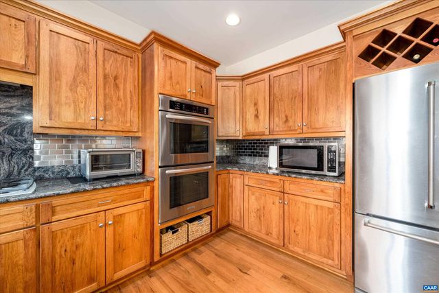 4444 WOODS EDGE RD, Charlottesville, VA 22974