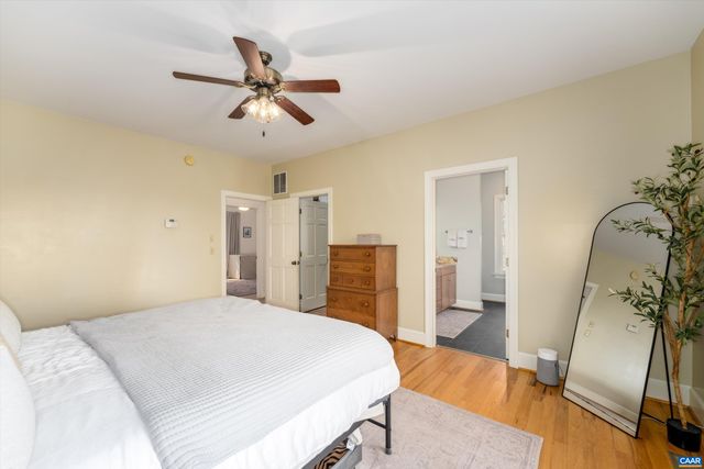 4444 WOODS EDGE RD, Charlottesville, VA 22974