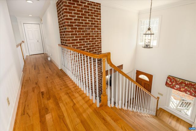 4444 WOODS EDGE RD, Charlottesville, VA 22974