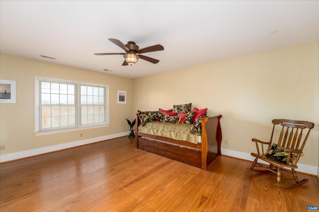 4444 WOODS EDGE RD, Charlottesville, VA 22974