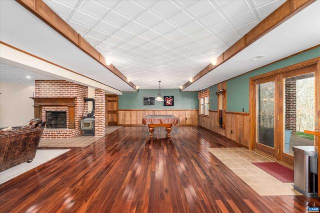 4444 WOODS EDGE RD, Charlottesville, VA 22974