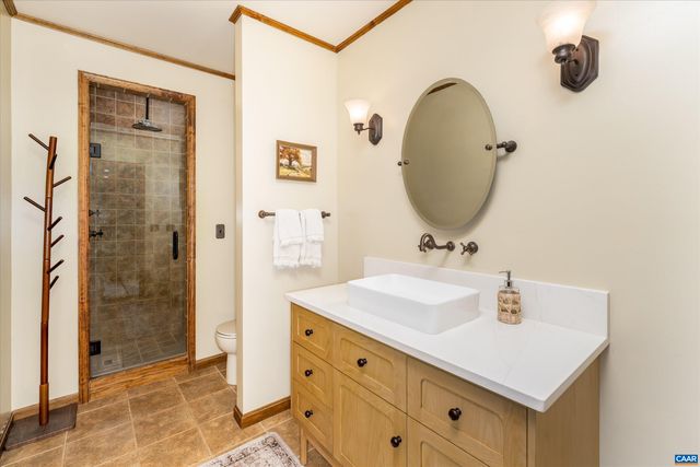 4444 WOODS EDGE RD, Charlottesville, VA 22974