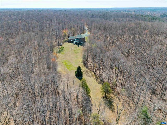 4444 WOODS EDGE RD, Charlottesville, VA 22974