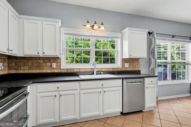 1128 Bankside Court, Buford, GA 30518