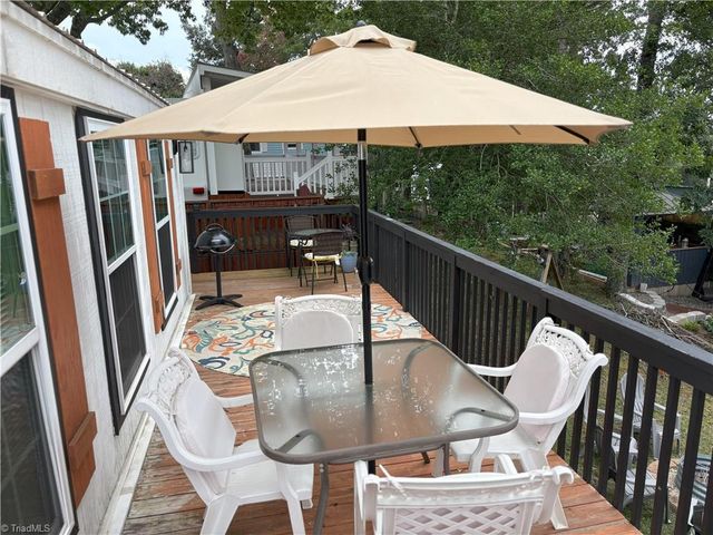162 Dogwood Circle, New London, NC 28127