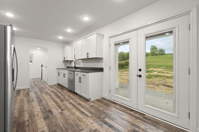 827 Pine Hill Brock Road, London, KY 40741