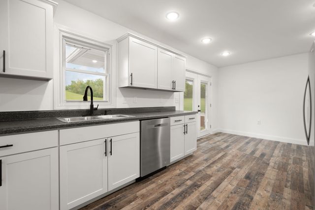 827 Pine Hill Brock Road, London, KY 40741