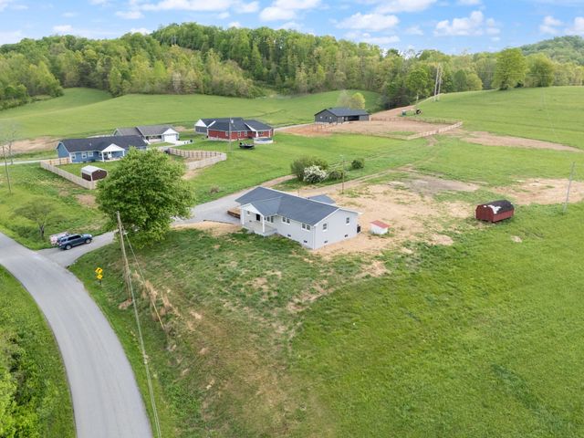 827 Pine Hill Brock Road, London, KY 40741