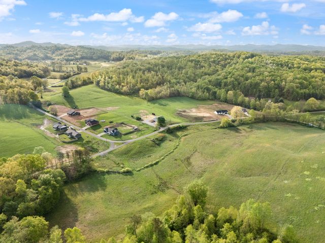 827 Pine Hill Brock Road, London, KY 40741