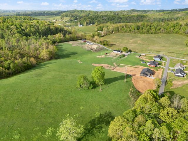 827 Pine Hill Brock Road, London, KY 40741
