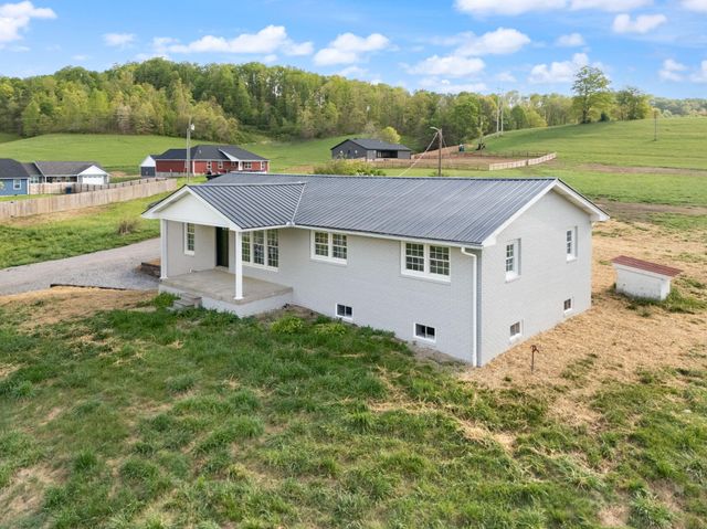 827 Pine Hill Brock Road, London, KY 40741
