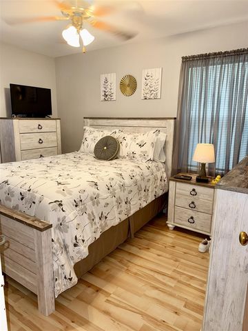 2038 Columbus Avenue, Muskegon, MI 49441