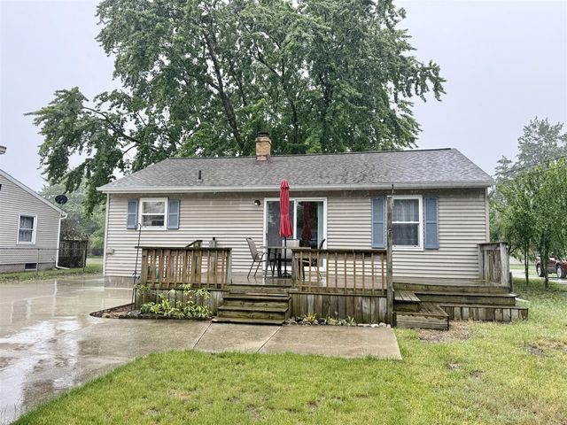 2038 Columbus Avenue, Muskegon, MI 49441