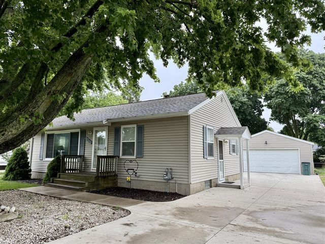 2038 Columbus Avenue, Muskegon, MI 49441