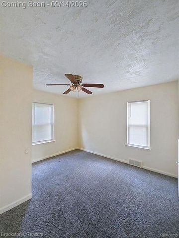 26165 Powers Avenue, Dearborn Heights, MI 48125