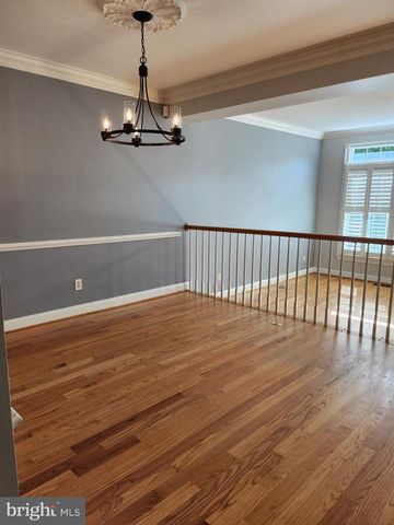 2831 THAXTON LN, Oakton, VA 22124