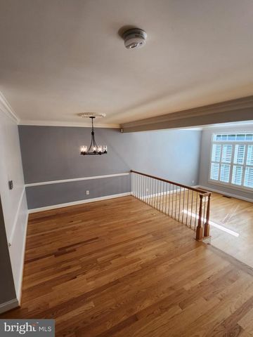 2831 THAXTON LN, Oakton, VA 22124