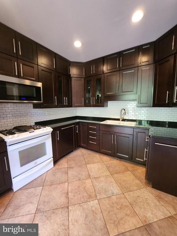 2831 THAXTON LN, Oakton, VA 22124