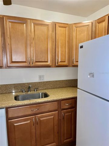 519 ALBEE FARM ROAD 303, Venice, FL 34285