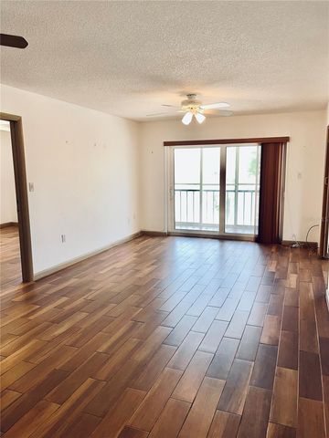 519 ALBEE FARM ROAD 303, Venice, FL 34285